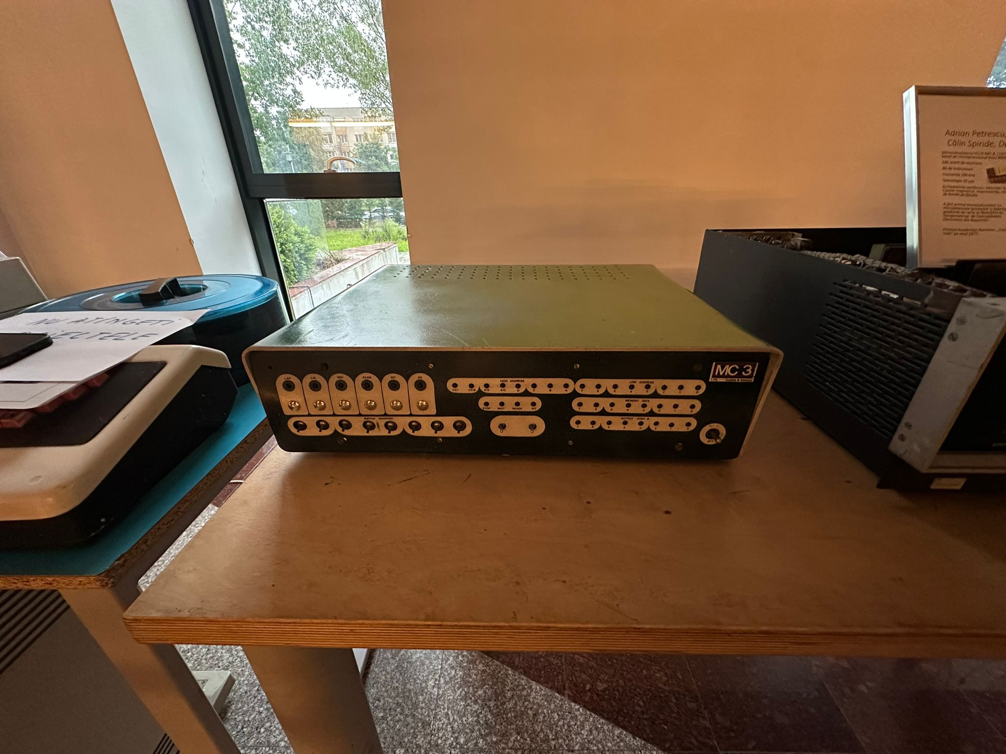 Microcalculatorul M18